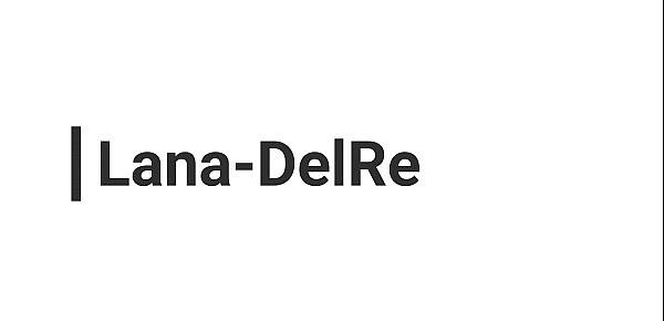  Sorella italiana beccata in chat chiede di essere scopata davanti a suoi spettatori  Lana DelRe - corto